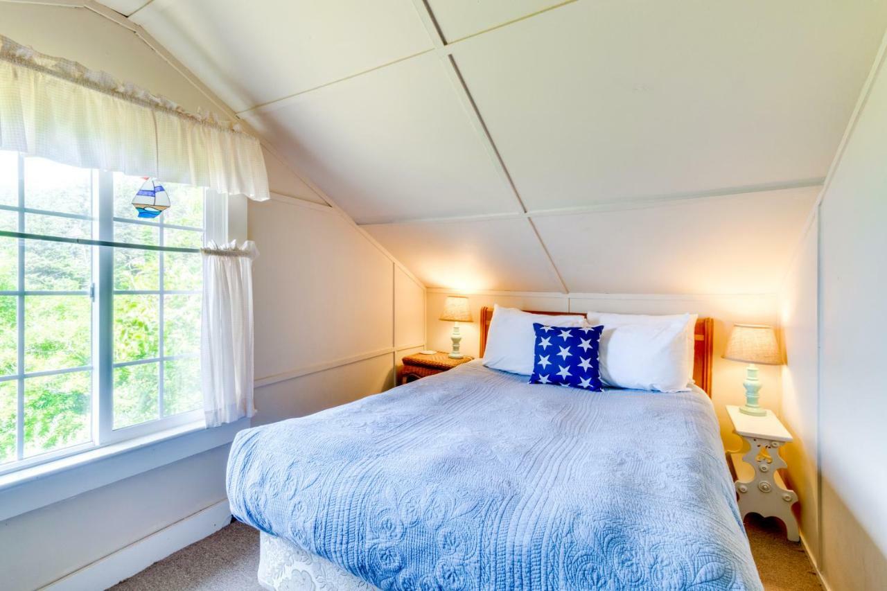 Happy Camp Beachfront Cabin Netarts Екстериор снимка